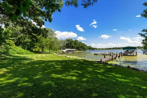 7011 Willow Creek Road Eden Prairie MN 55344
