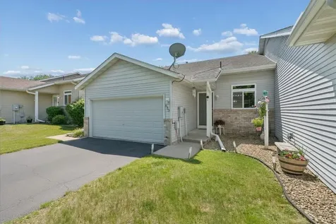 623 35th Street W Hastings MN 55033