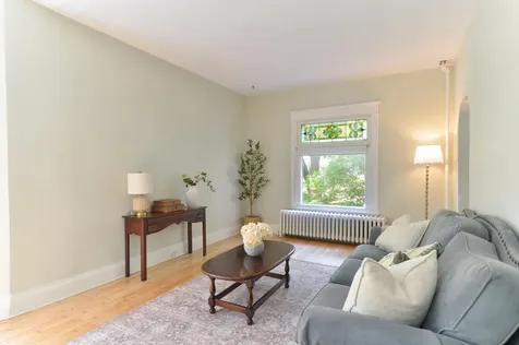 153 Winifred Street W Saint Paul MN 55107