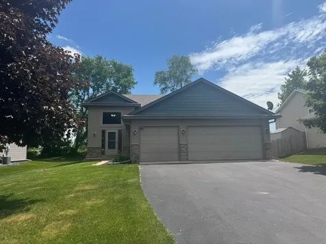 7442 Large Avenue NE Albertville MN 55301