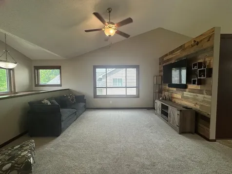 7442 Large Avenue NE Albertville MN 55301