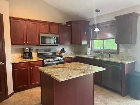 7442 Large Avenue NE Albertville MN 55301