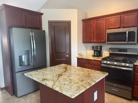 7442 Large Avenue NE Albertville MN 55301