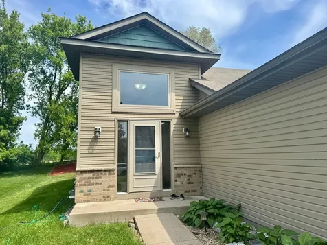 7442 Large Avenue NE Albertville MN 55301