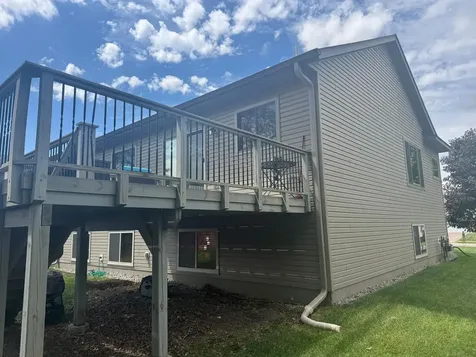 7442 Large Avenue NE Albertville MN 55301