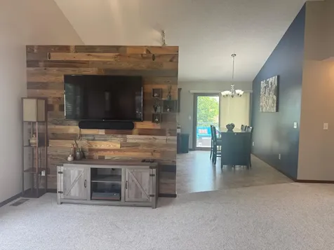 7442 Large Avenue NE Albertville MN 55301