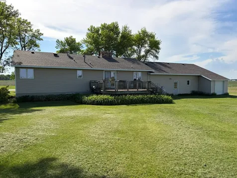 905 Main Street N Renville MN 56284
