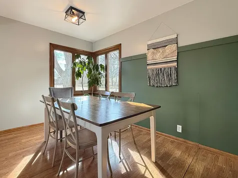 979 S Prairie Avenue Fairmont MN 56031