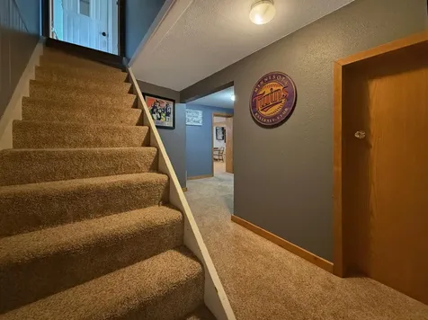 979 S Prairie Avenue Fairmont MN 56031