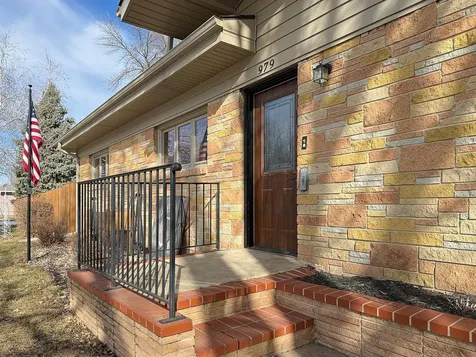 979 S Prairie Avenue Fairmont MN 56031