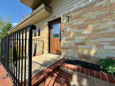 979 S Prairie Avenue Fairmont MN 56031