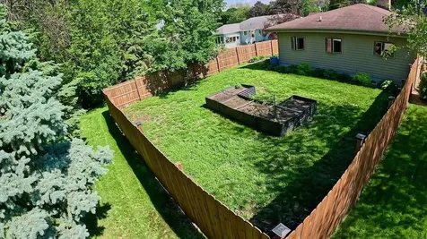 979 S Prairie Avenue Fairmont MN 56031