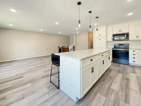 513 E Ciro Street Truman MN 56088