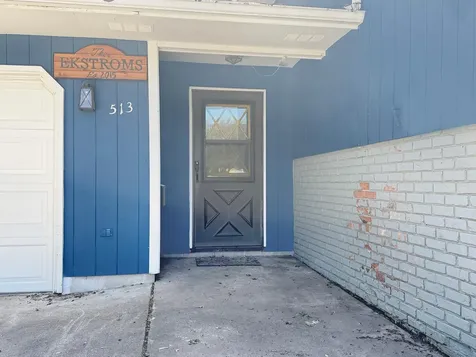 513 E Ciro Street Truman MN 56088