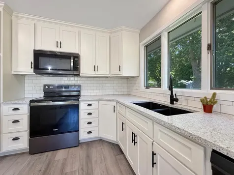513 E Ciro Street Truman MN 56088