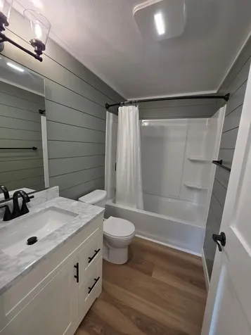 510 Arnold Street West Concord MN 55985