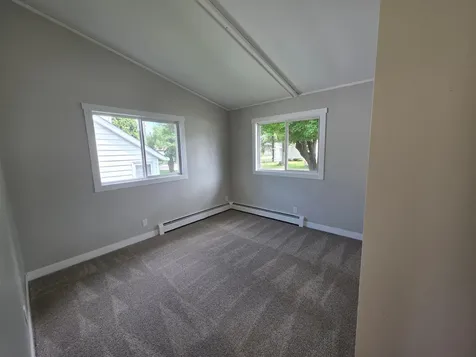 510 Arnold Street West Concord MN 55985