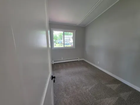 510 Arnold Street West Concord MN 55985