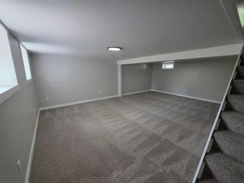 510 Arnold Street West Concord MN 55985