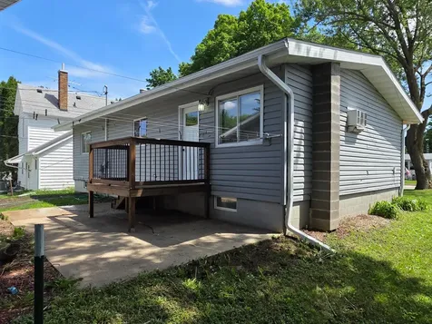 510 Arnold Street West Concord MN 55985