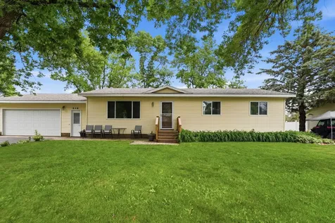 516 Nelson Avenue Belgrade MN 56312