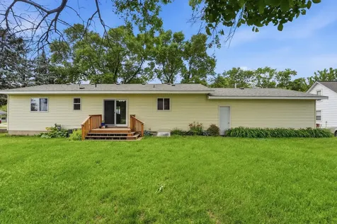 516 Nelson Avenue Belgrade MN 56312