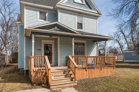 122 4th Avenue NE Mayville ND 58257