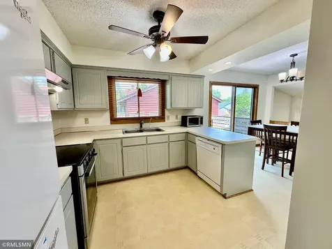 1360 Willow Creek Lane Shoreview MN 55126