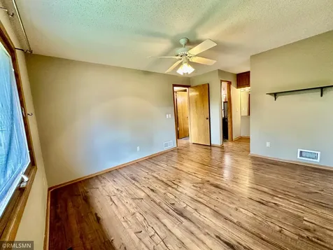 1360 Willow Creek Lane Shoreview MN 55126