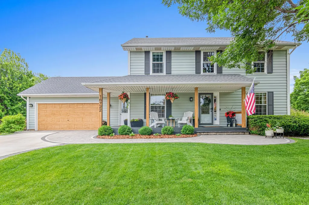 16722 Firestone Court Lakeville MN 55024