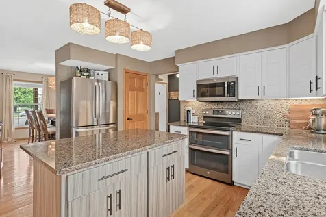 16722 Firestone Court Lakeville MN 55024
