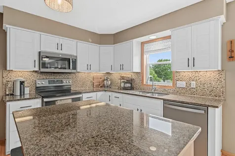 16722 Firestone Court Lakeville MN 55024
