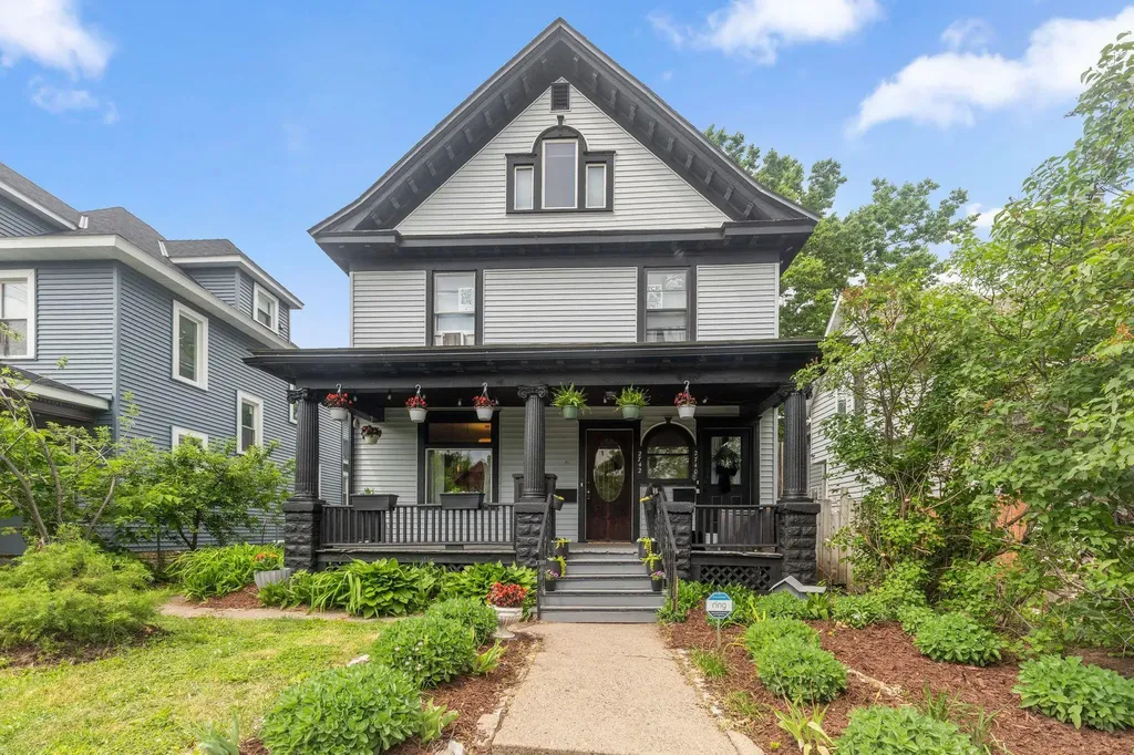 2740 16th Avenue S Minneapolis MN 55407