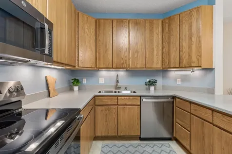 9225 Medicine Lake Road Golden Valley MN 55427