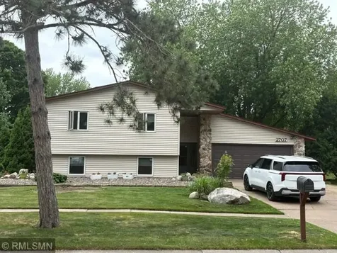 2707 Croixwood Boulevard Stillwater MN 55082