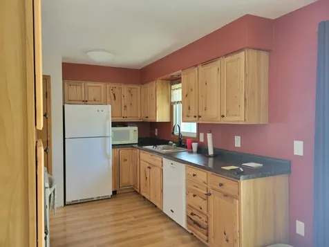 425 Spruce Avenue S Thief River Falls MN 56701