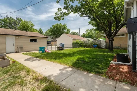 5248 Camden Avenue N Minneapolis MN 55430