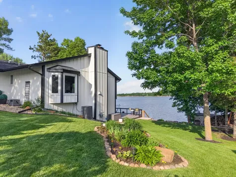43592 W Paul Lake Drive Perham MN 56573