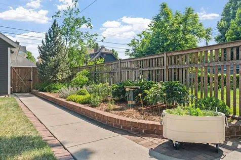 1028 Ashland Avenue Saint Paul MN 55104