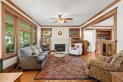 1028 Ashland Avenue Saint Paul MN 55104