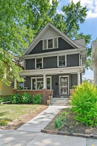 1028 Ashland Avenue Saint Paul MN 55104