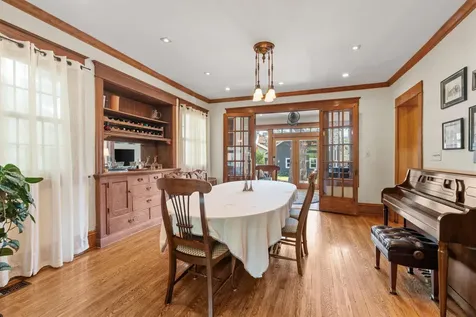 1028 Ashland Avenue Saint Paul MN 55104