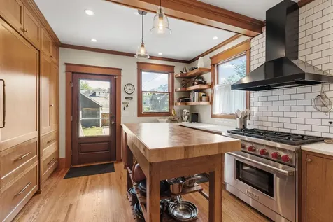 1028 Ashland Avenue Saint Paul MN 55104