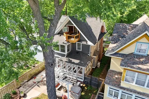 1028 Ashland Avenue Saint Paul MN 55104