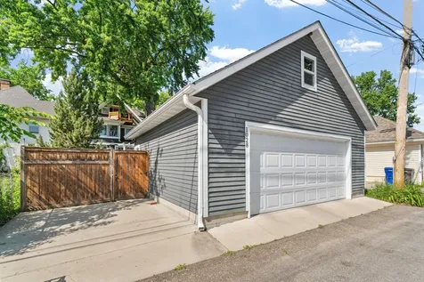 1028 Ashland Avenue Saint Paul MN 55104