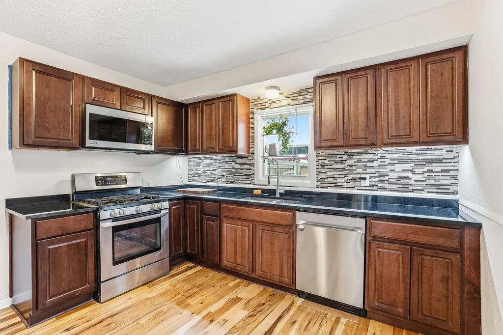 454 Michigan Street Saint Paul MN 55102