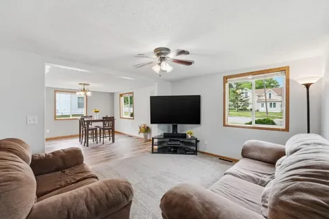 114 E Oak Street Osakis MN 56360