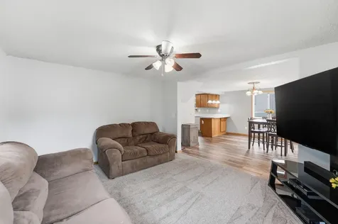 114 E Oak Street Osakis MN 56360