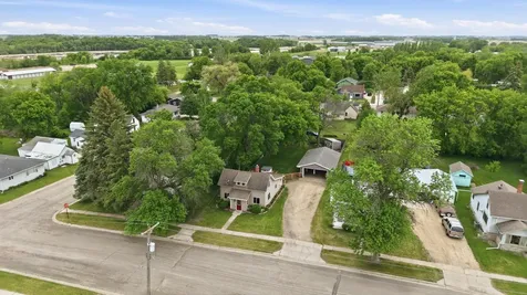 114 E Oak Street Osakis MN 56360