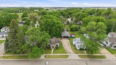 114 E Oak Street Osakis MN 56360